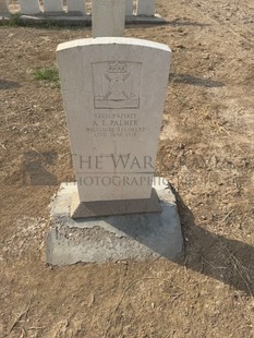 BAGHDAD (NORTH GATE) WAR CEMETERY - PALMER, A E